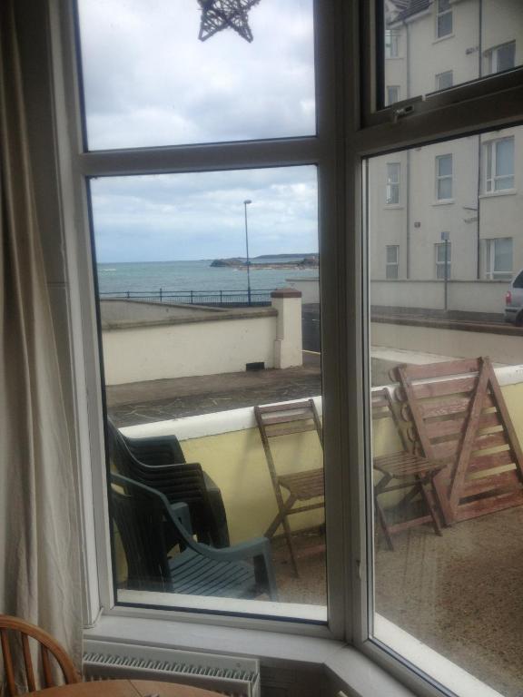 Causeway Coast Independent Hostel Portstewart Exterior photo